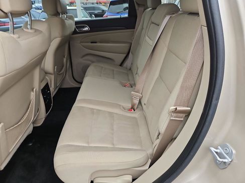 Used 2015 Jeep Grand Cherokee Laredo w/ Quick Order Package 23E image 20