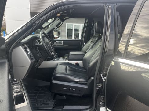 Used 2017 Ford Expedition EL Limited w/ Equipment Group 301A image 9