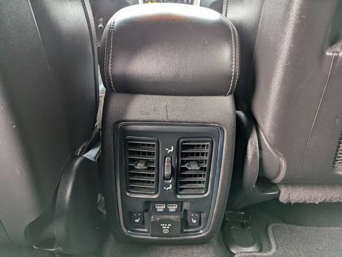 Used 2014 Jeep Grand Cherokee SRT AWD/4WD image 14