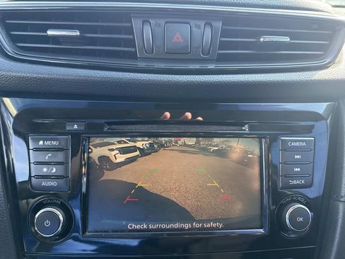 Certified 2019 Nissan Rogue SV image 27