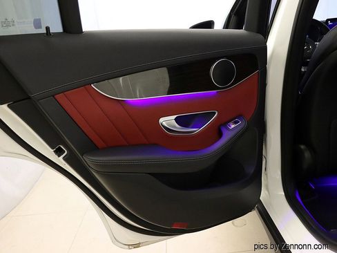 Used 2022 Mercedes-Benz GLC 43 AMG AMG GLC 43 image 30