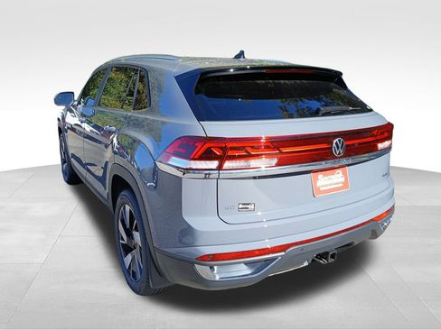 New 2026 Volkswagen Atlas Cross Sport SE AWD/4WD image 3