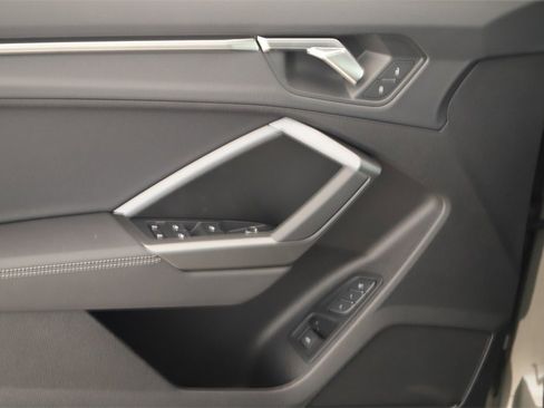 New 2025 Audi Q3 2.0T Premium image 23