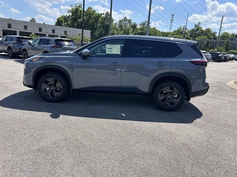 New 2026 Nissan Rogue SV FWD image 4