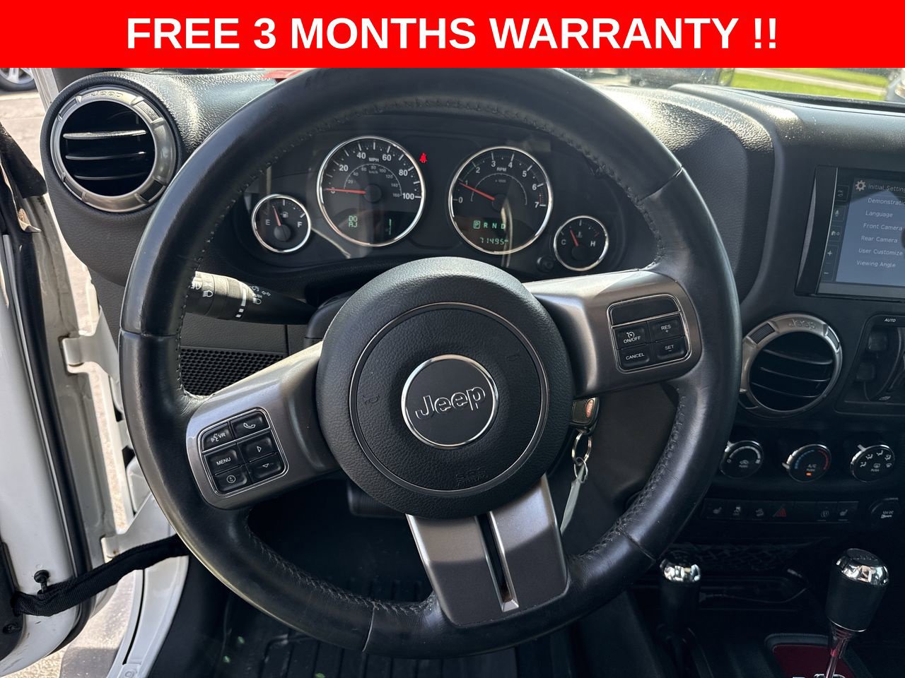 Used 2018 Jeep Wrangler Unlimited Sahara AWD/4WD image 15