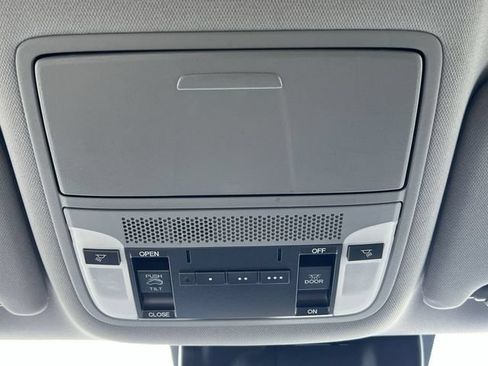 Used 2020 Acura MDX SH-AWD image 31
