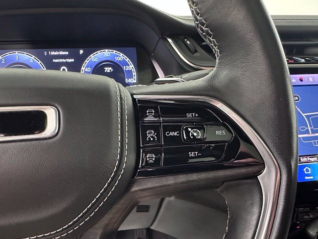 Used 2022 Jeep Grand Cherokee Overland AWD/4WD image 26