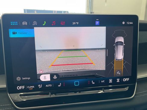 New 2026 Volkswagen Tiguan SE R-Line image 24