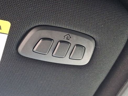 Used 2025 Ford Explorer ST AWD/4WD image 34