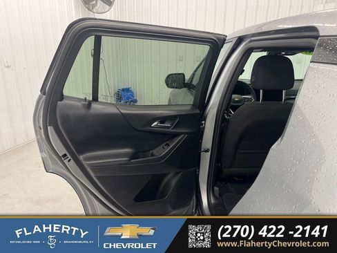 Used 2026 Chevrolet Equinox LT AWD/4WD image 10