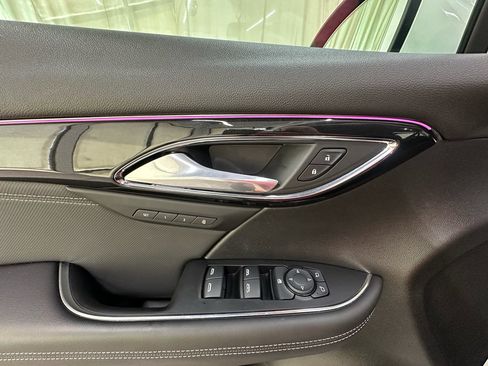 Used 2025 Buick Envision Preferred AWD/4WD image 21