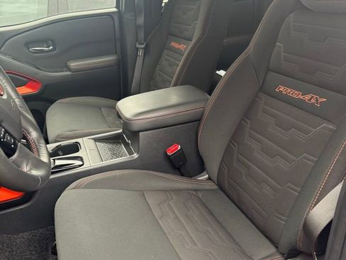 Used 2023 Nissan Frontier PRO-4X w/ Pro Convenience Package image 8