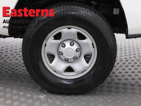 Used 2020 Toyota Tacoma SR RWD image 31