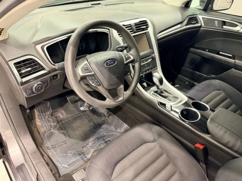 Used 2013 Ford Fusion SE image 30