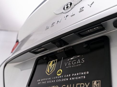 Used 2024 Bentley Continental GT image 30