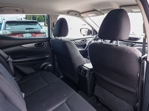 Used 2018 Nissan Rogue Sport S w/ S Appearance Package image 21