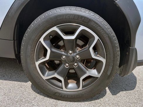 Used 2013 Subaru Crosstrek 2.0i Limited AWD/4WD image 23