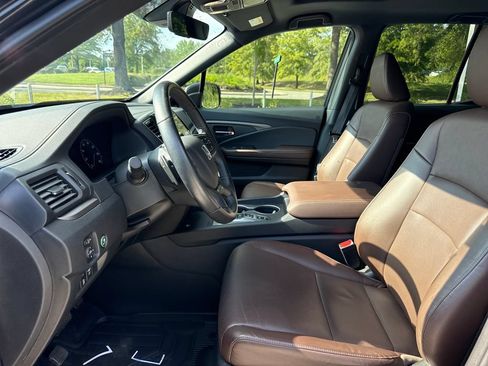 Certified 2024 Honda Ridgeline RTL image 13