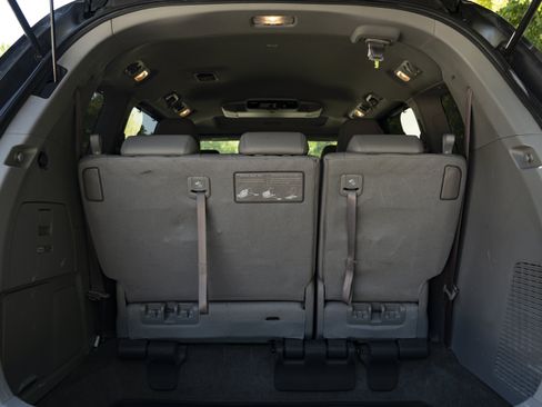 Used 2014 Honda Odyssey Touring image 45