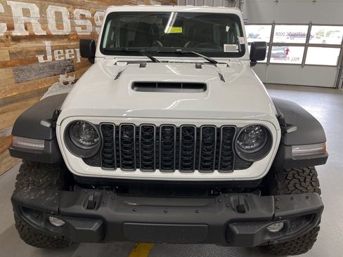 New 2026 Jeep Wrangler Moab image 8