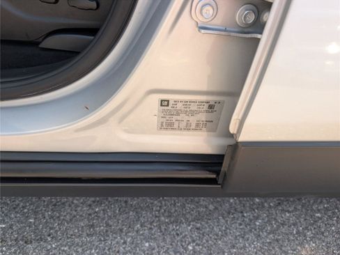 Used 2021 Buick Encore Preferred w/ Safety Package II FWD image 15