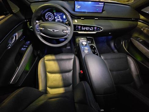 Used 2023 Genesis GV70 2.5T w/ Advanced Package image 14