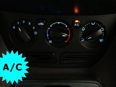 Used 2014 Ford Transit Connect XL image 21