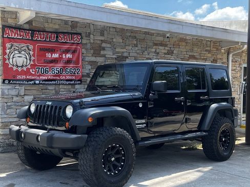 Used 2013 Jeep Wrangler Unlimited Sport AWD/4WD image 2