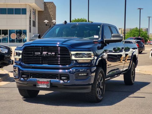 Used 2022 RAM 3500 Laramie AWD/4WD image 8