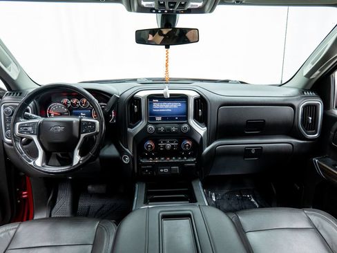 Used 2019 Chevrolet Silverado 1500 LT Trail Boss AWD/4WD image 39