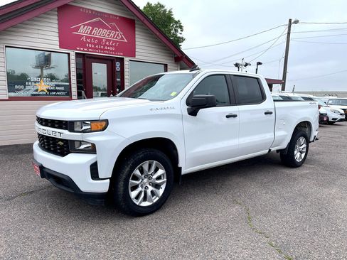Used 2021 Chevrolet Silverado 1500 Custom image 4