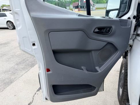 Used 2018 Ford Transit 350 XL RWD image 22