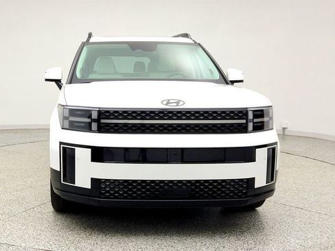 Used 2025 Hyundai Santa Fe Calligraphy AWD/4WD image 2