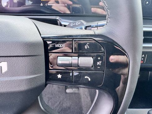 New 2026 Kia Sorento LX FWD image 14