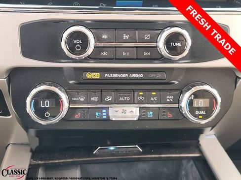 Used 2022 Ford F250 Lariat w/ Lariat Value Package AWD/4WD image 17