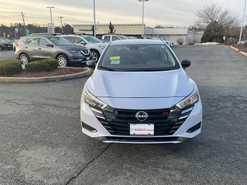 New 2025 Nissan Versa SR w/ Trunk Package image 2