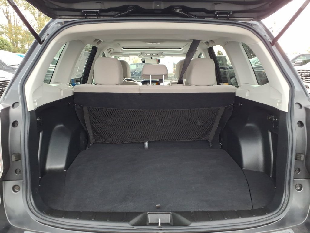 Used 2018 Subaru Forester 2.5i Premium w/ All-Weather Package AWD/4WD image 18