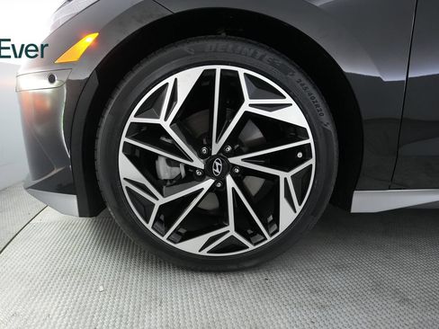 Used 2024 Hyundai Ioniq 6 Limited RWD image 19