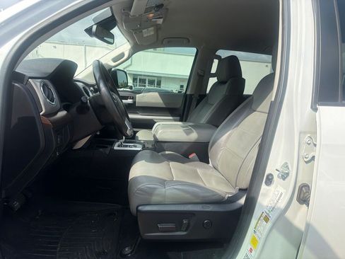 Used 2021 Toyota Tundra Limited AWD/4WD image 8