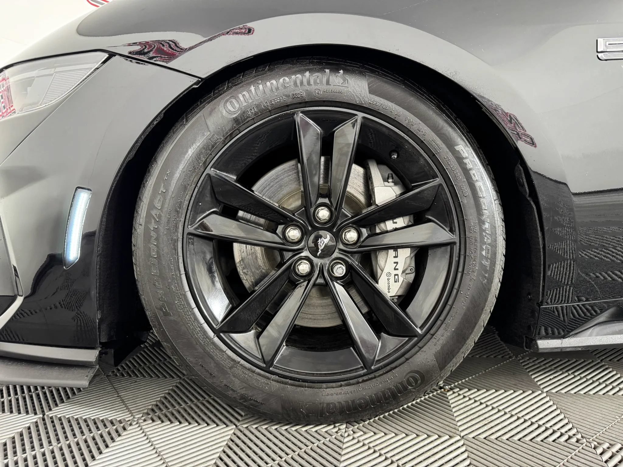 Used 2025 Ford Mustang GT RWD image 35