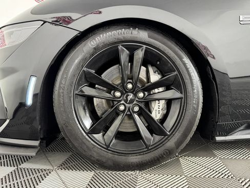 Used 2025 Ford Mustang GT RWD image 35