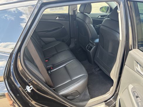 Used 2016 Hyundai Tucson Limited w/ Option Group 03 FWD image 14