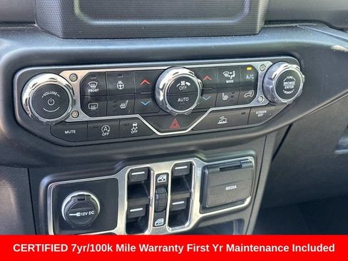 Used 2022 Jeep Wrangler Unlimited Sport AWD/4WD image 23