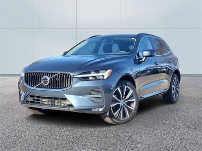 Certified 2022 Volvo XC60 B5 Momentum