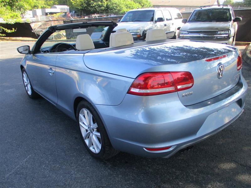 Used 2013 Volkswagen Eos Komfort FWD image 5