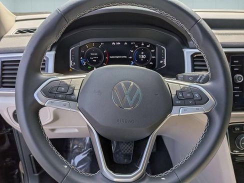 Used 2022 Volkswagen Atlas SE AWD/4WD image 18