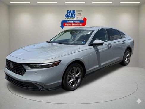 Used 2023 Honda Accord EX-L image 3