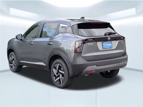 New 2026 Nissan Kicks SV FWD image 5