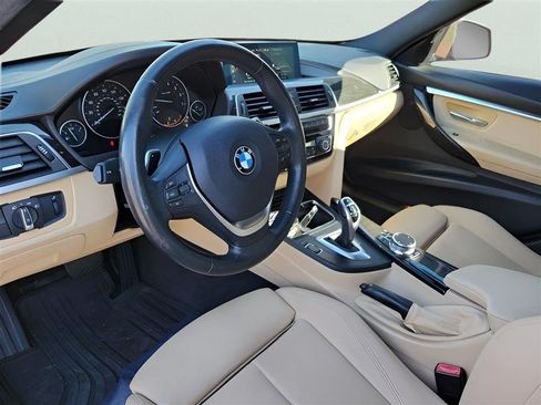 Used 2018 BMW 330i Sedan RWD image 18