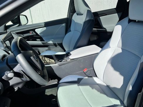 Used 2024 Subaru Solterra Touring image 18